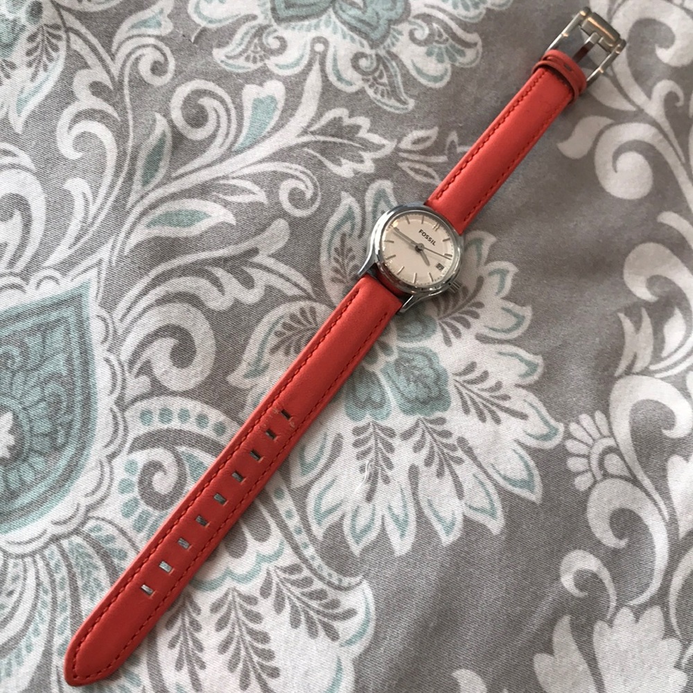 Watch - Picture 2 of 8